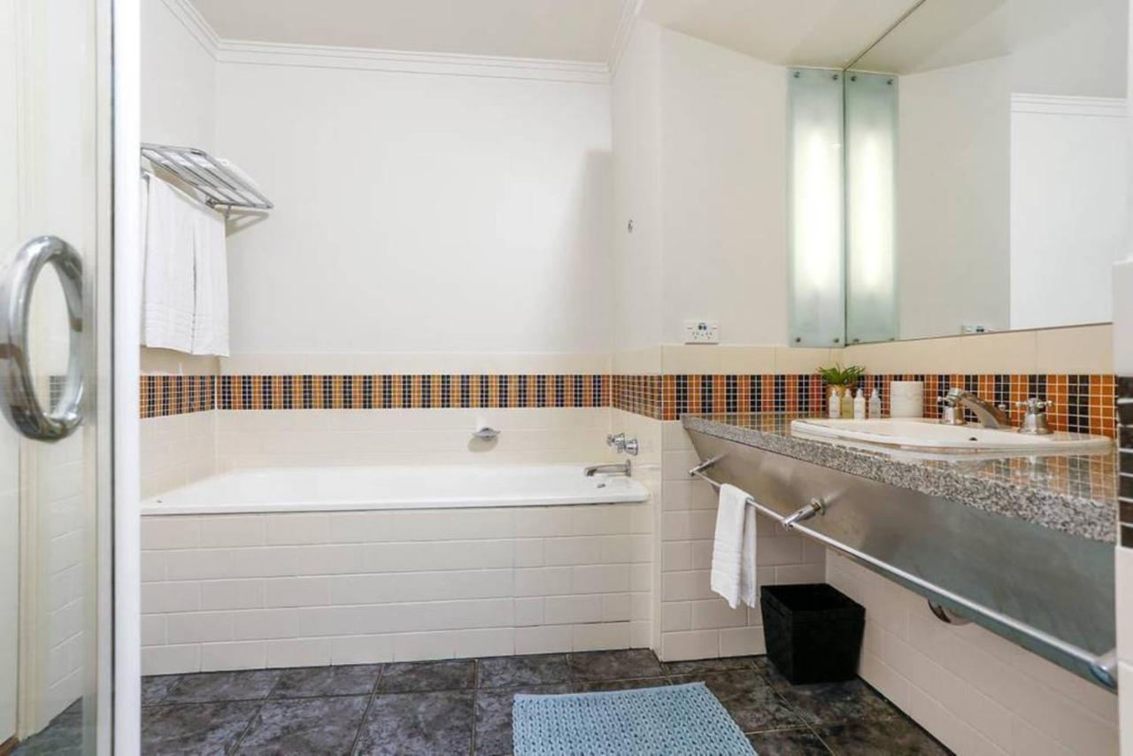 Spacious One Bedroom In The Heritage Hotel! أوكلاند المظهر الخارجي الصورة